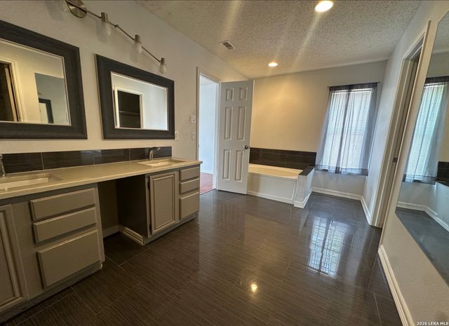 21502 Tenore, San Antonio, TX 78259