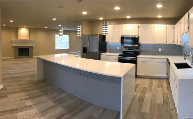 21502 Tenore, San Antonio, TX 78259