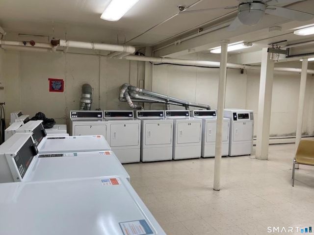 70 Farmington Avenue 1T, New London, CT 06320