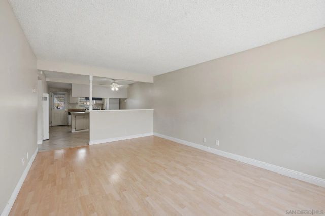 2012 E Mission Ave 11, Escondido, CA 92027