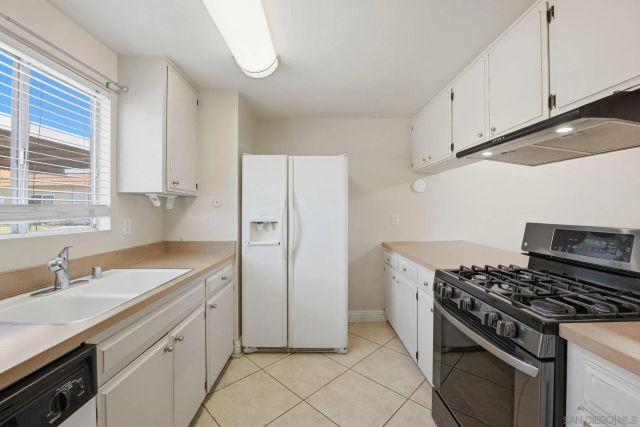 2012 E Mission Ave 11, Escondido, CA 92027