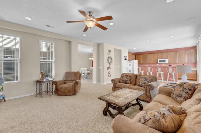 8404 Wild Dunes Avenue NW, Albuquerque, NM 87120