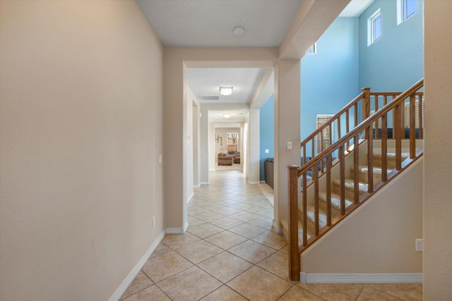 8404 Wild Dunes Avenue NW, Albuquerque, NM 87120