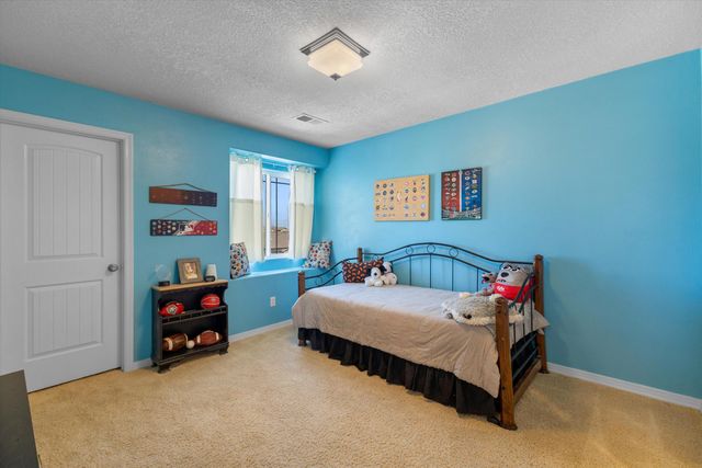 8404 Wild Dunes Avenue NW, Albuquerque, NM 87120