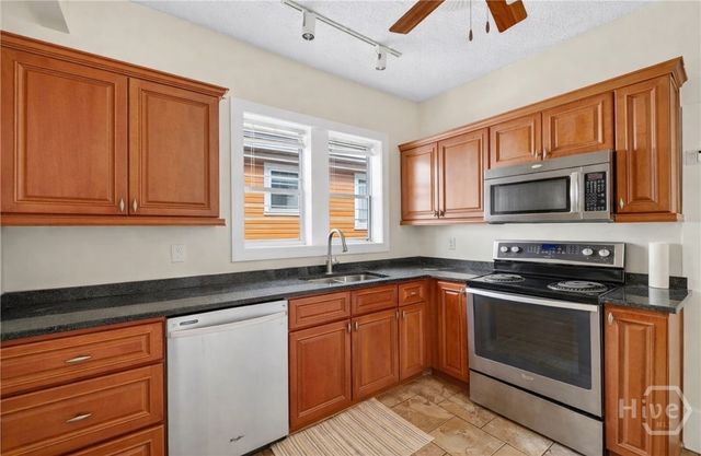 515 E Duffy Street, Savannah, GA 31401