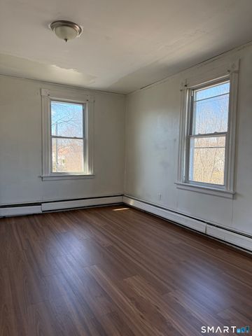 198 Oak Street, New Britain, CT 06051