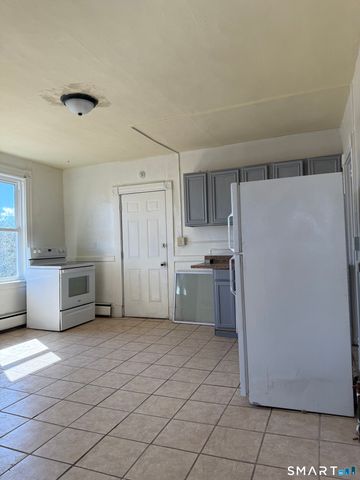 198 Oak Street, New Britain, CT 06051