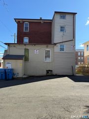 198 Oak Street, New Britain, CT 06051