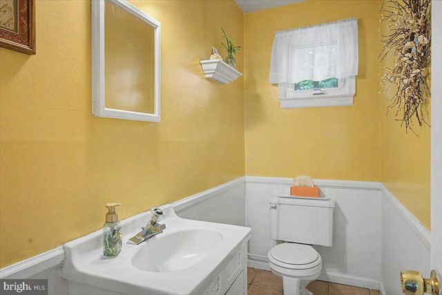 903 CAUSEZ AVE, Claymont, DE 19703