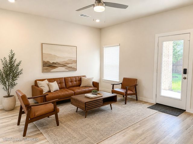72 Palouse Street, Red Oak, TX 75154