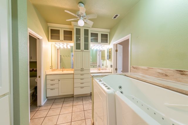 13661 Teague Trai 8, Corpus Christi, TX 78410