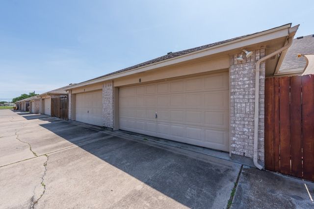 13661 Teague Trai 8, Corpus Christi, TX 78410