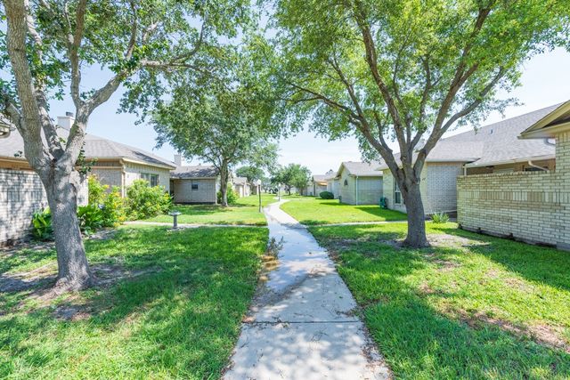 13661 Teague Trai 8, Corpus Christi, TX 78410
