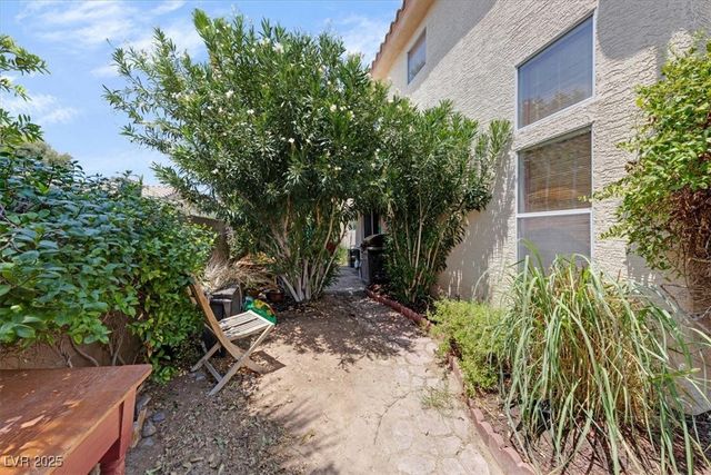 7816 Esteem Street, Las Vegas, NV 89131