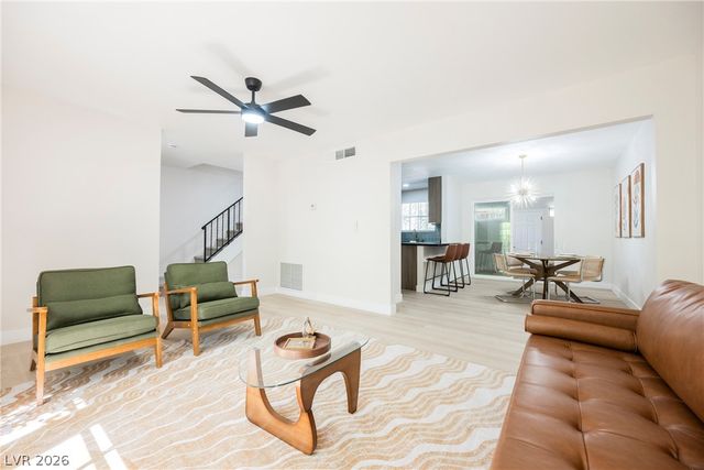 608 Tam O Shanter, Las Vegas, NV 89109