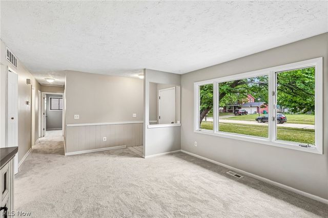 8278 Dallas Drive, Mentor, OH 44060