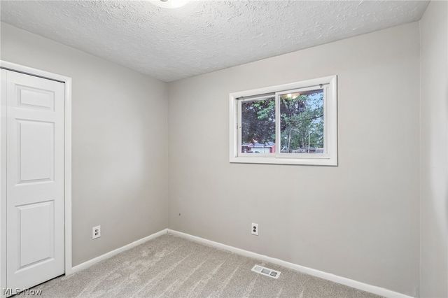 8278 Dallas Drive, Mentor, OH 44060