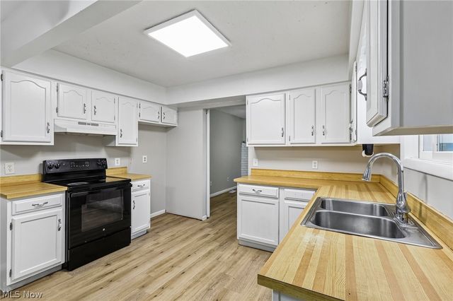 8278 Dallas Drive, Mentor, OH 44060