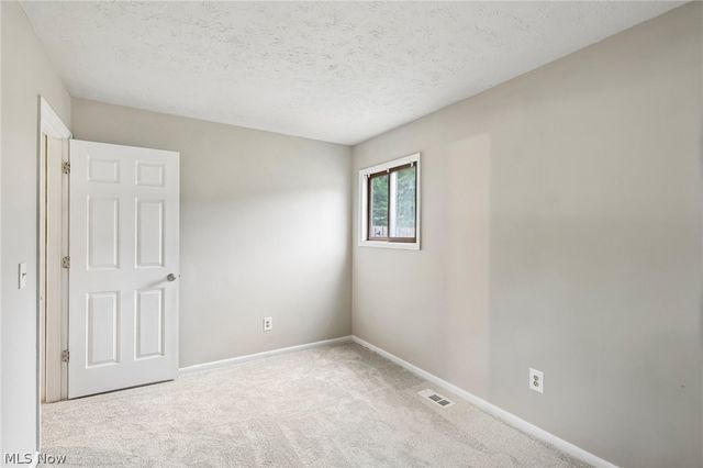 8278 Dallas Drive, Mentor, OH 44060