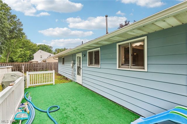 8278 Dallas Drive, Mentor, OH 44060