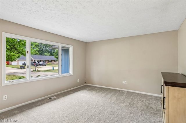 8278 Dallas Drive, Mentor, OH 44060
