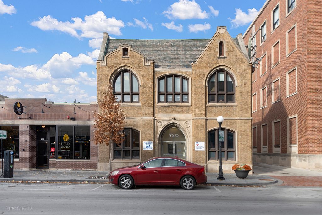 720 Lake Street, Oak Park, IL 60301