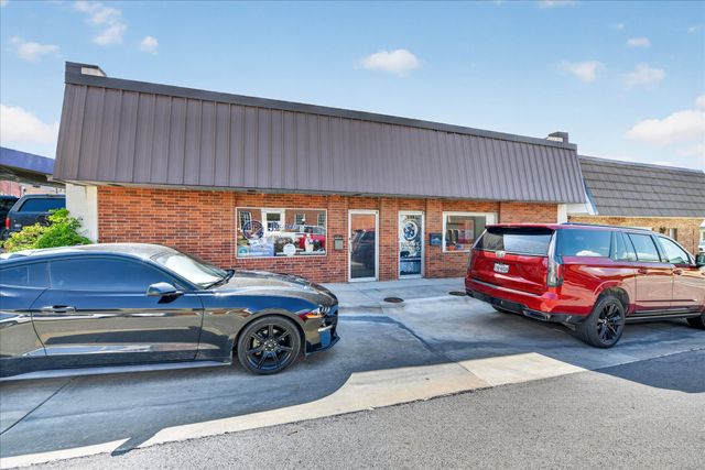 221-223 N Locust Street, Denton, TX 76201