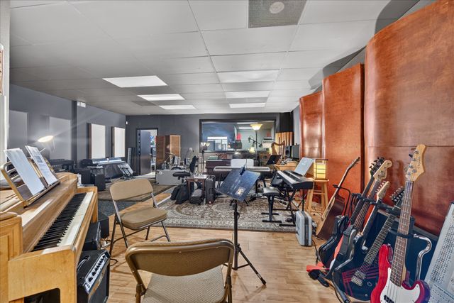 221-223 N Locust Street, Denton, TX 76201