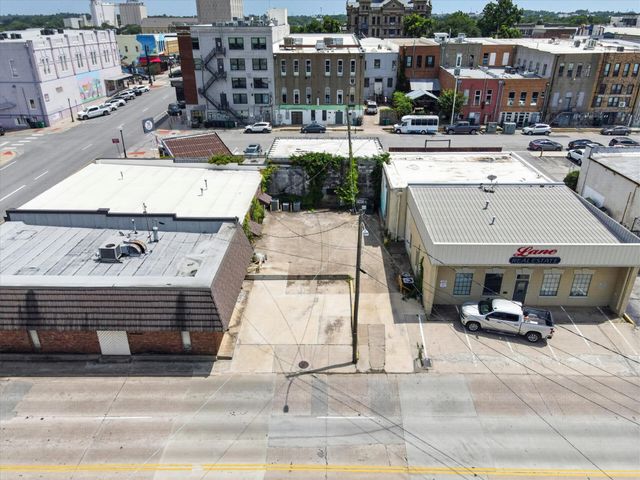 221-223 N Locust Street, Denton, TX 76201