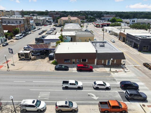 221-223 N Locust Street, Denton, TX 76201