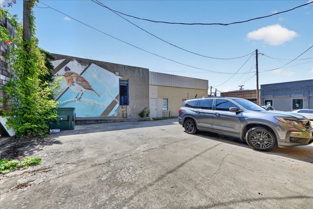 221-223 N Locust Street, Denton, TX 76201