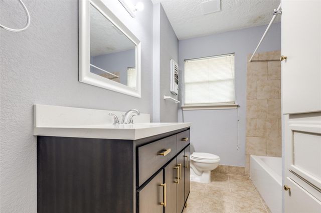 5822 Black Gum Drive, Houston, TX 77092