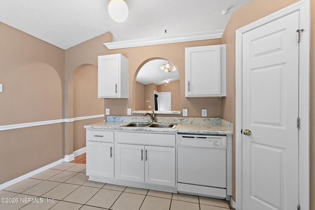 7323 LAWN TENNIS Lane, Jacksonville, FL 32277