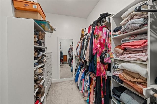 12100 Astor Court, Peculiar, MO 64078