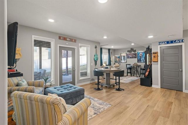 12100 Astor Court, Peculiar, MO 64078