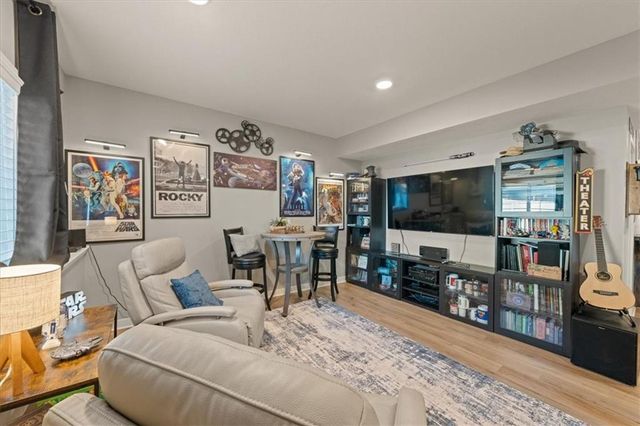 12100 Astor Court, Peculiar, MO 64078