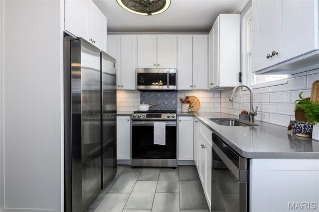 7334 Bruno Avenue, Richmond Heights, MO 63117