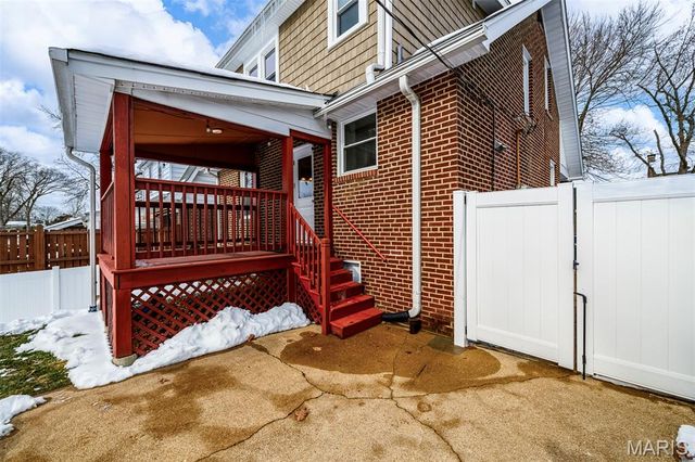 7334 Bruno Avenue, Richmond Heights, MO 63117