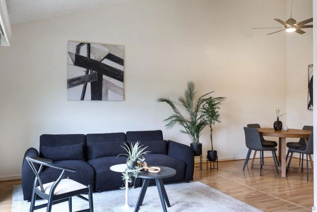 7700 Parkway Dr Unit 2, La Mesa, CA 91942