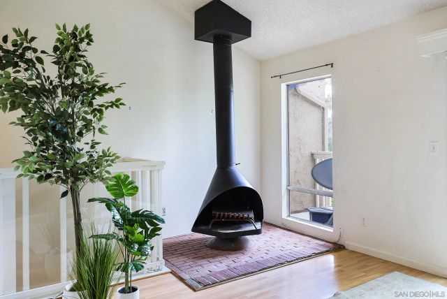7700 Parkway Dr Unit 2, La Mesa, CA 91942