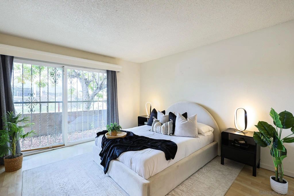 7700 Parkway Dr Unit 2, La Mesa, CA 91942