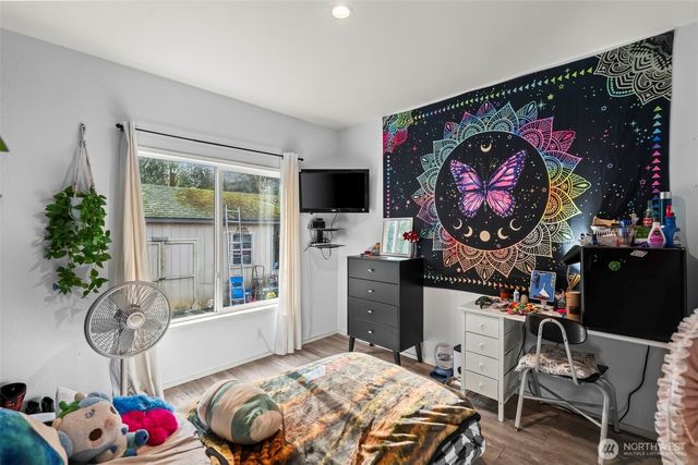 3762 W Cloquallum Road, Shelton, WA 98584