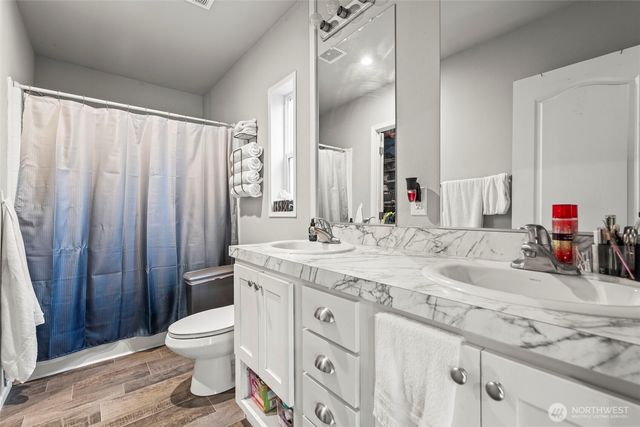 3762 W Cloquallum Road, Shelton, WA 98584