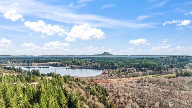 3762 W Cloquallum Road, Shelton, WA 98584