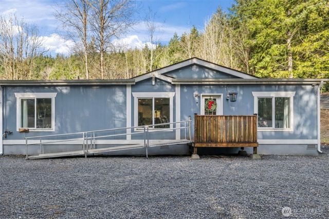 3762 W Cloquallum Road, Shelton, WA 98584