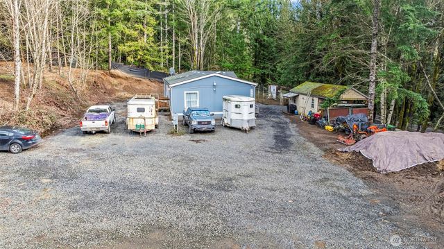 3762 W Cloquallum Road, Shelton, WA 98584