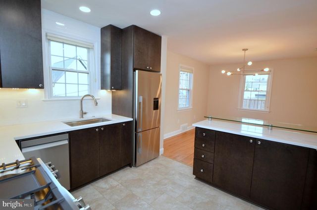 2441 N MCKINLEY ST, Arlington, VA 22207