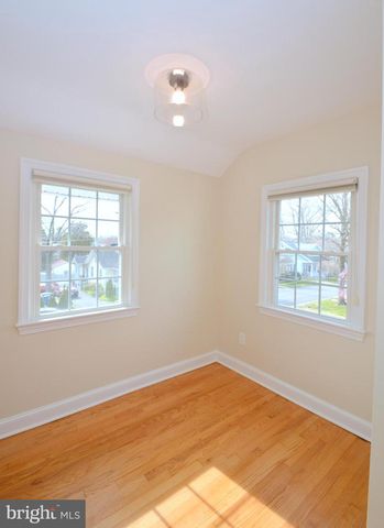 2441 N MCKINLEY ST, Arlington, VA 22207