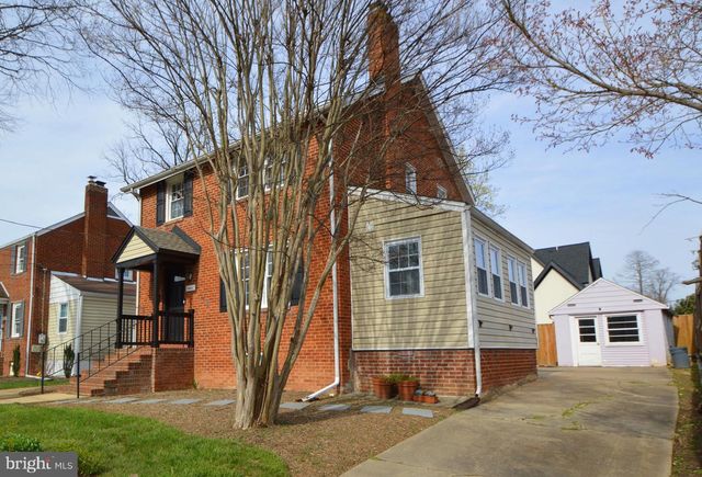 2441 N MCKINLEY ST, Arlington, VA 22207