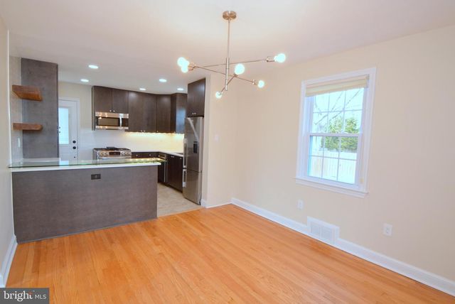 2441 N MCKINLEY ST, Arlington, VA 22207